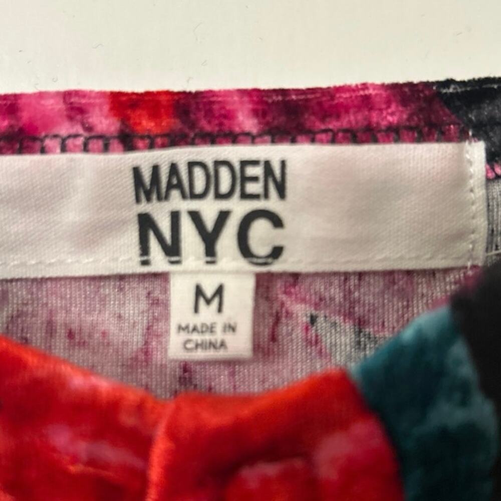 MADDEN NYC Velvet Pink & Red Floral Scoop Neck Coquette Mini Dress Size Medium - Picture 11 of 12